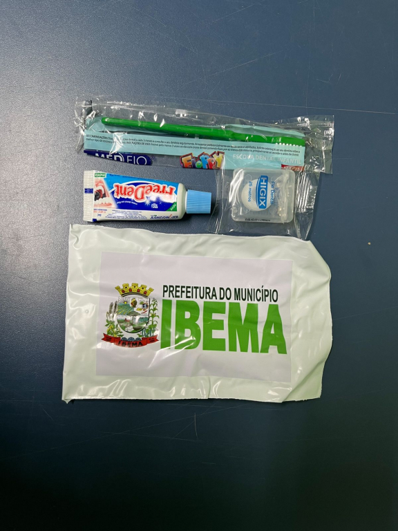 Governo Municipal através da Secretaria de Saúde faz a entrega
de mais de 500 kits de higiene bucal